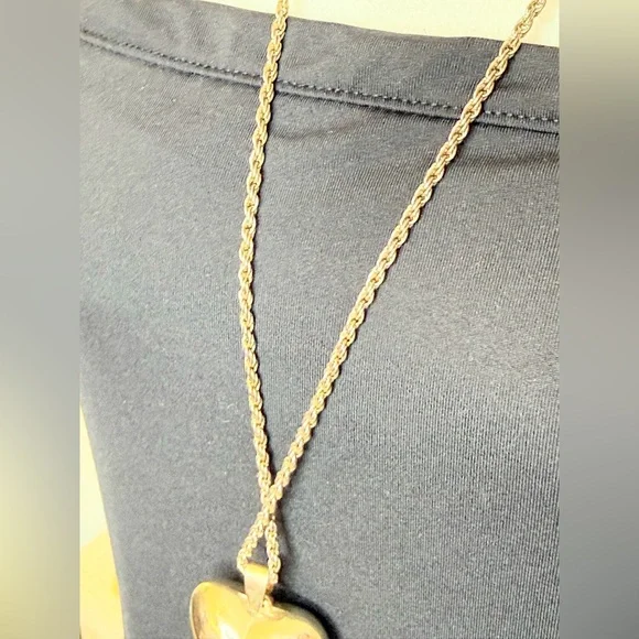 Vintage Gold Tone Puffy Heart Pendant Necklace Rope Chain 24” - Picture 8 of 12